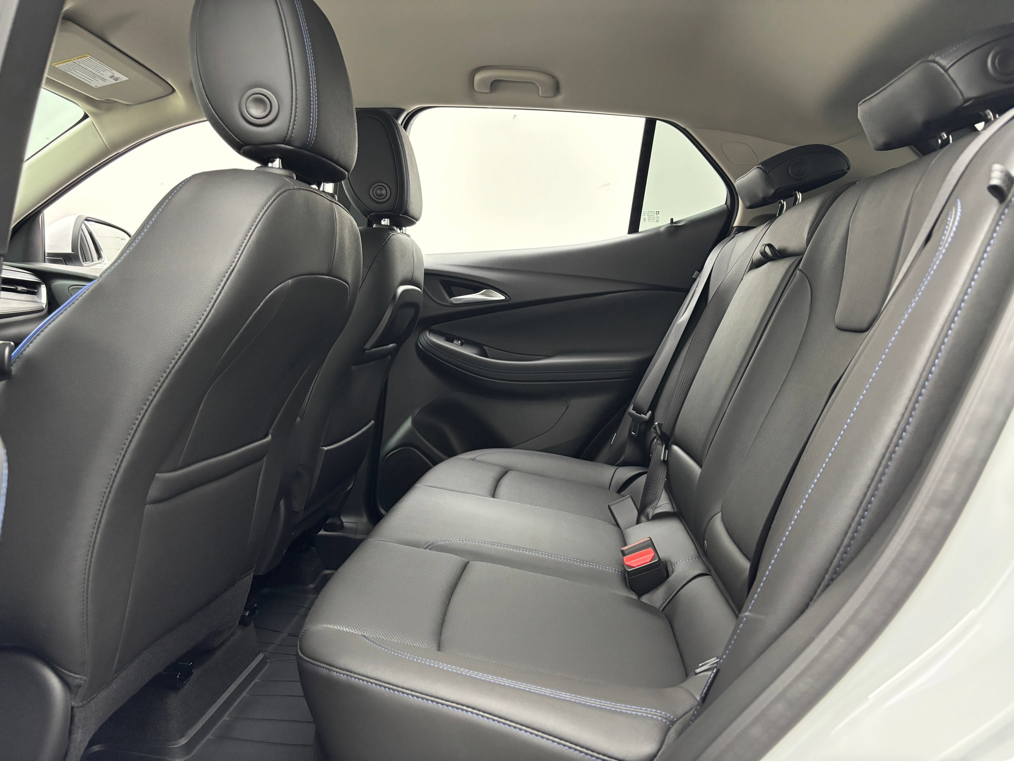 New 2026 Buick Encore GX Sport Touring w/ Comfort Package FWD image 32