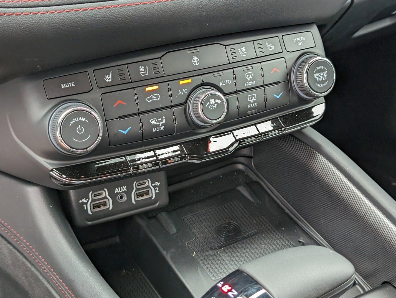 New 2024 Dodge Durango R/T image 26