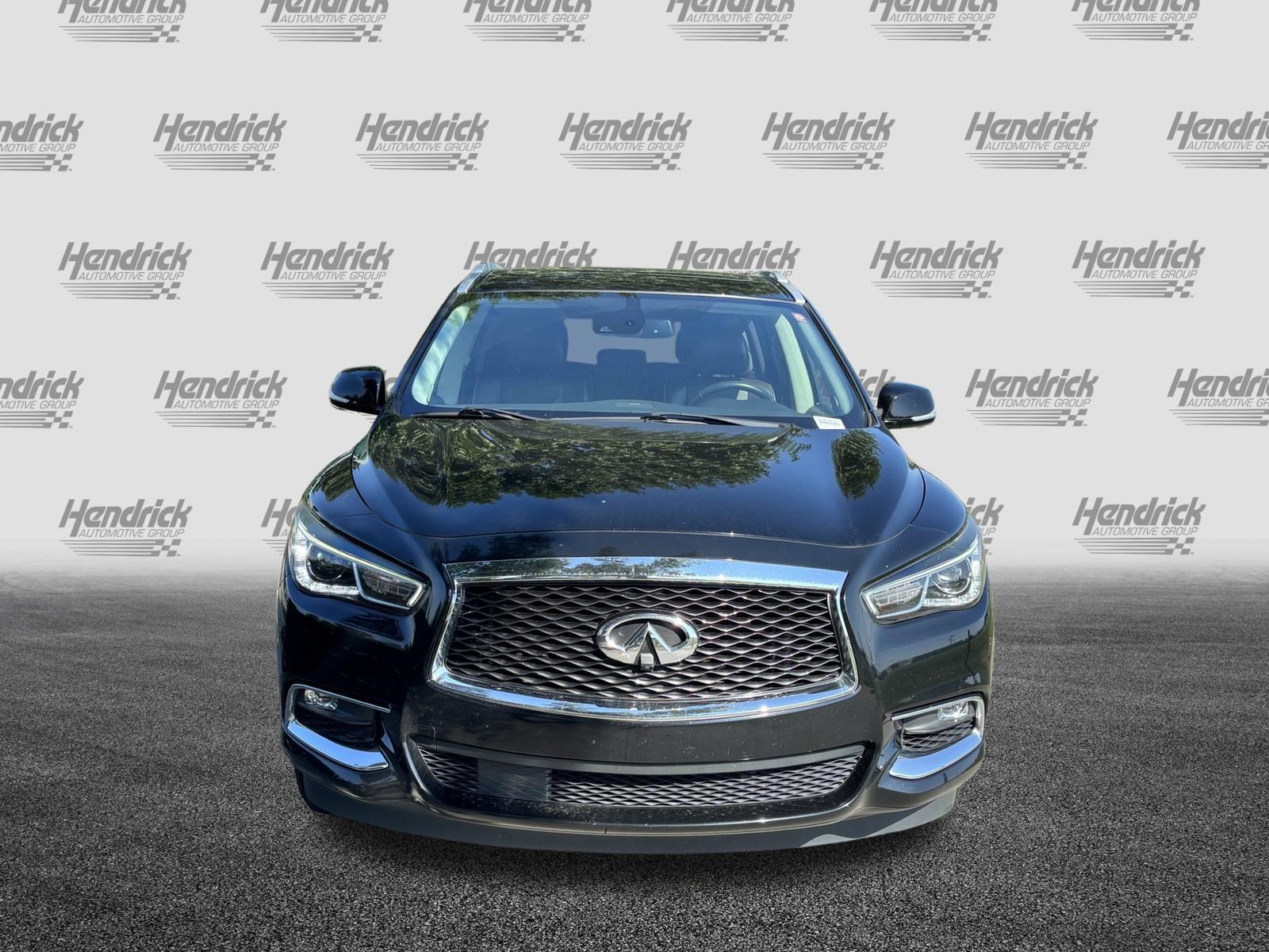 Used 2020 INFINITI QX60 Luxe w/ Essential Package AWD/4WD image 3
