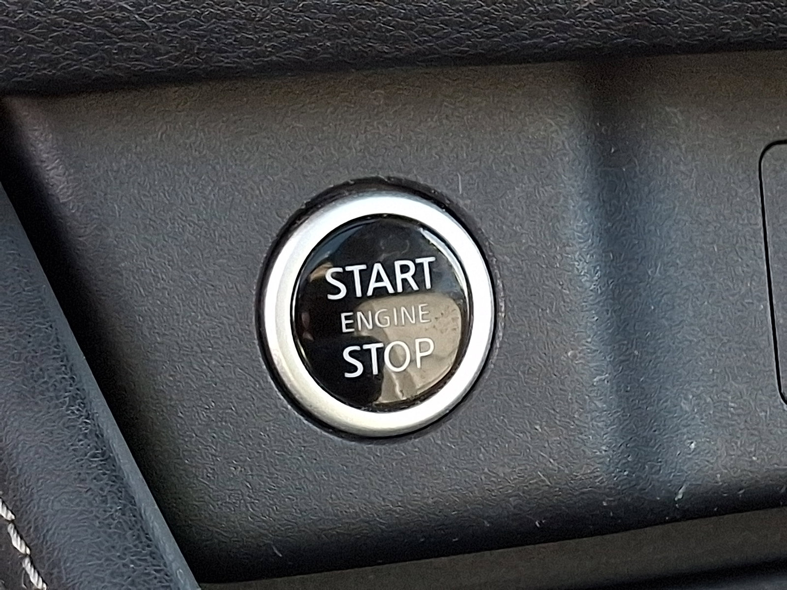 Used 2021 Nissan Rogue SL image 24