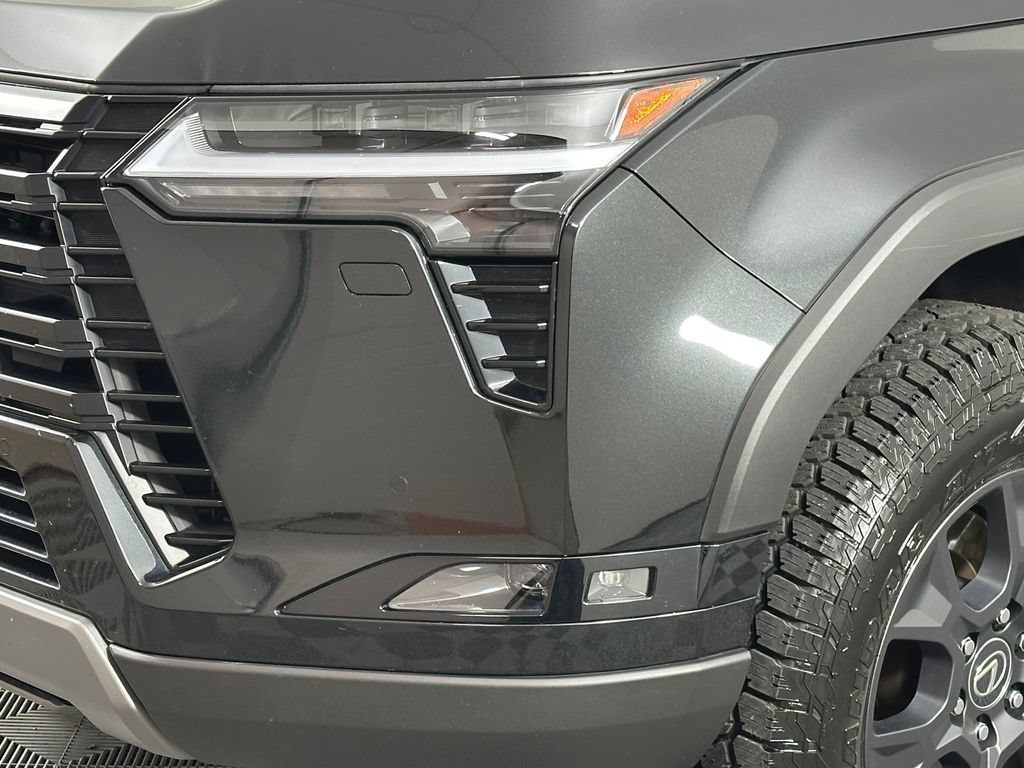 Used 2024 Lexus GX 550 AWD/4WD image 13