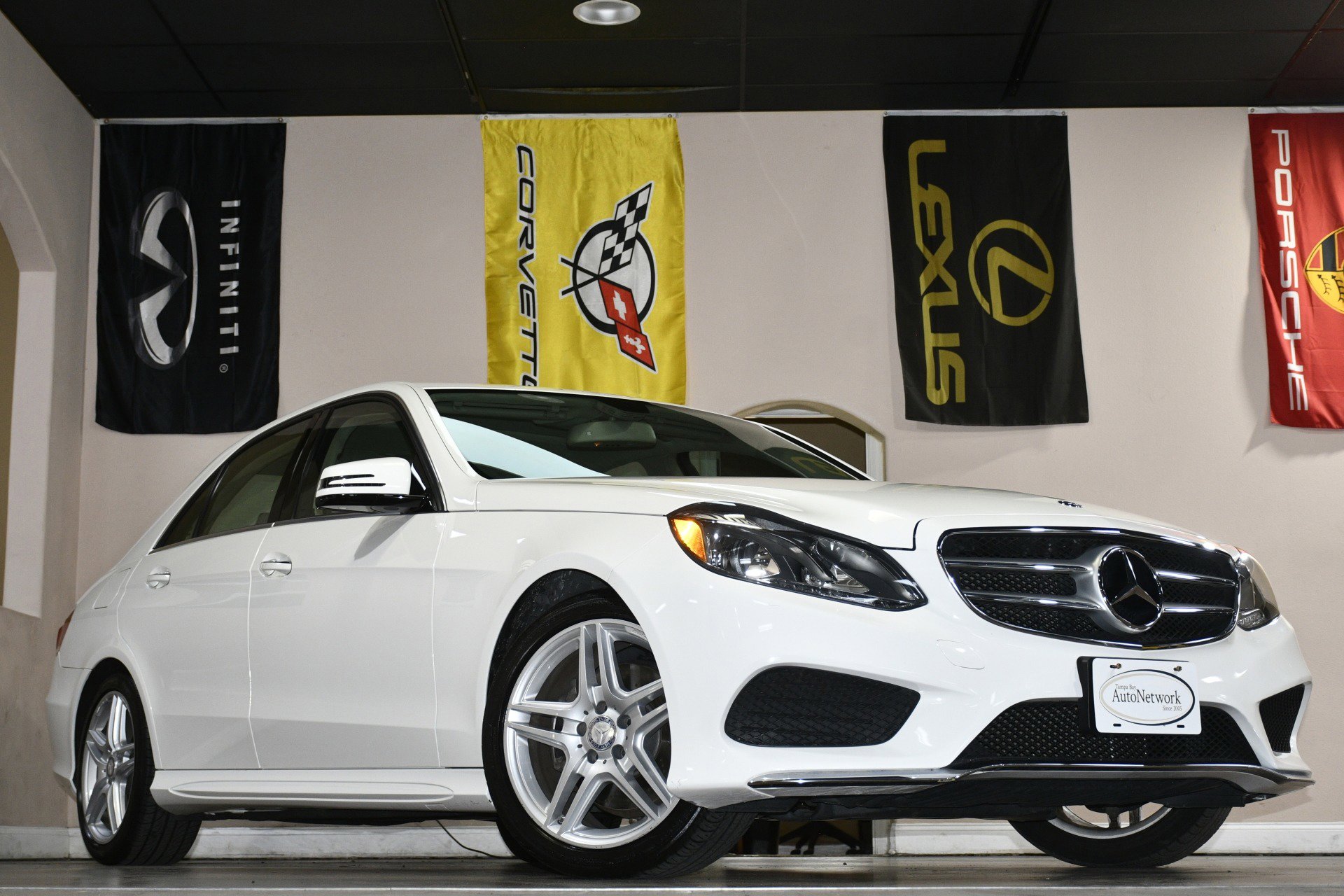 Used 2014 Mercedes-Benz E 350 4MATIC Sedan image 83