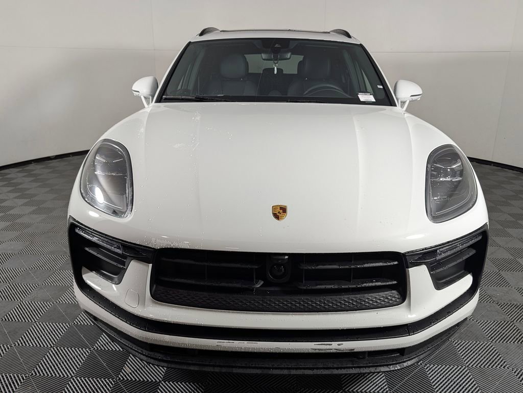 New 2026 Porsche Macan image 10