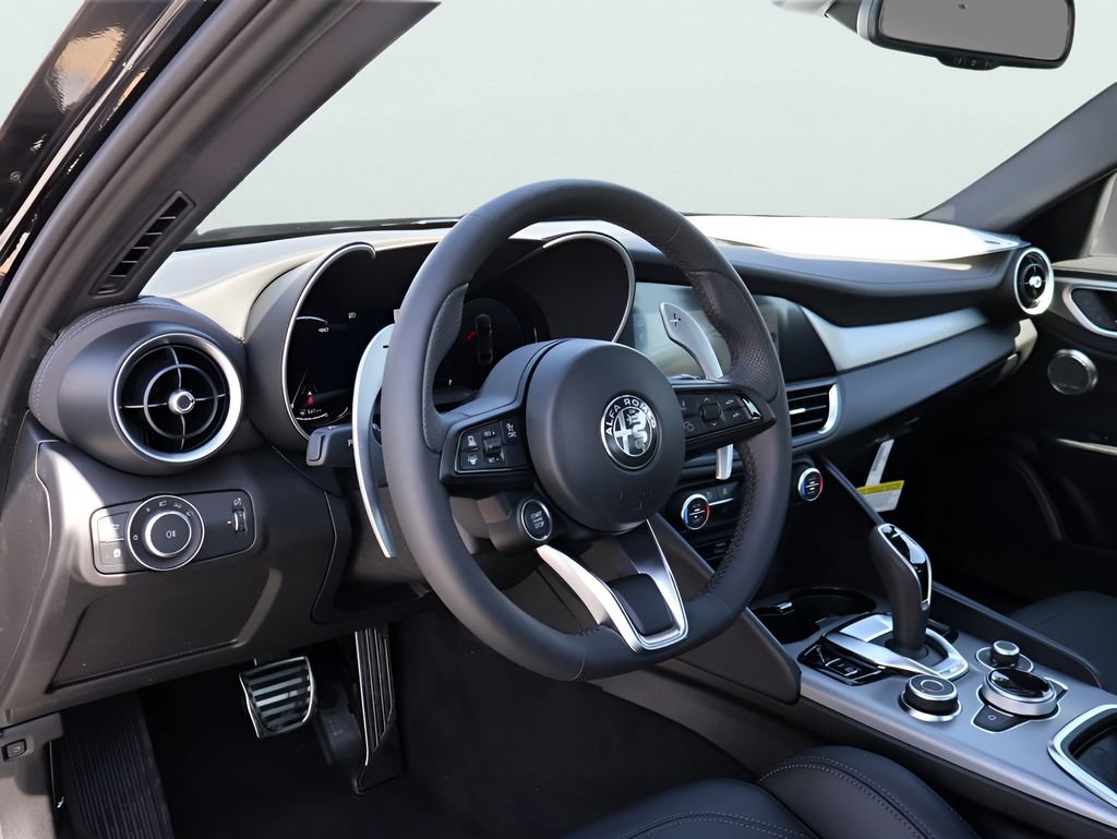 New 2026 Alfa Romeo Giulia AWD image 19