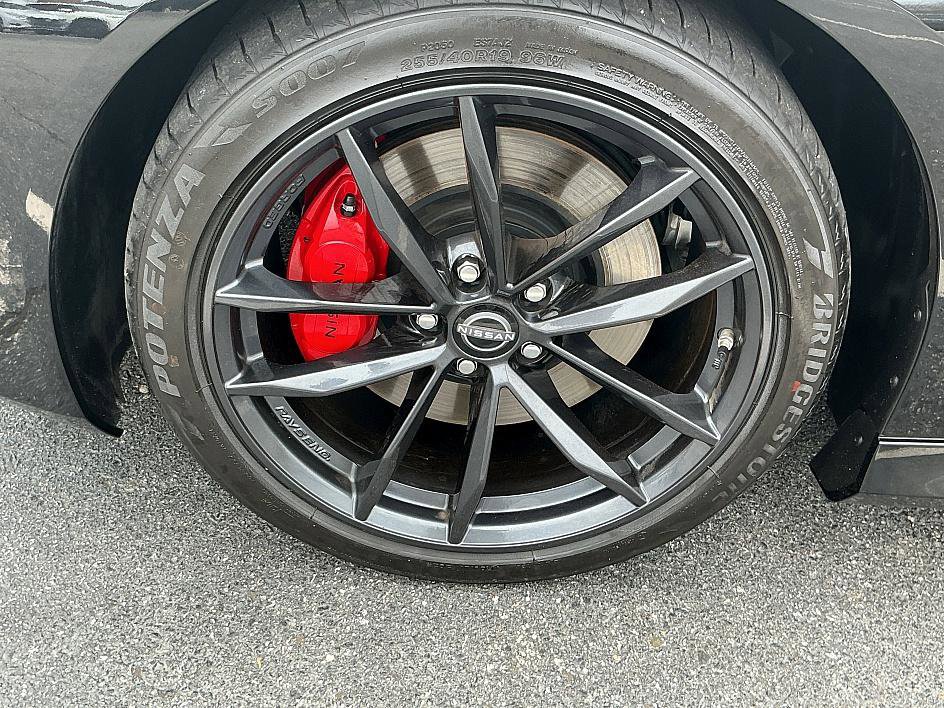 Certified 2024 Nissan Z Performance w/ Floor Mat Package image 9