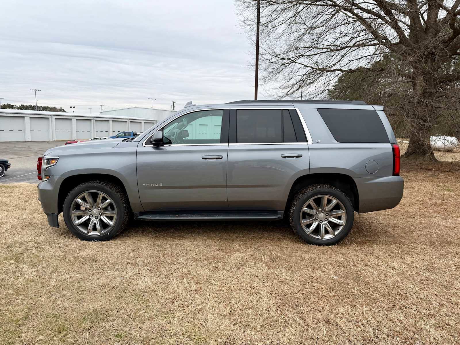 Used 2019 Chevrolet Tahoe LT image 4