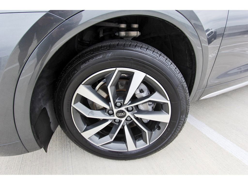 Used 2023 Audi Q5 2.0T Premium Plus w/ Premium Plus Package AWD/4WD image 30
