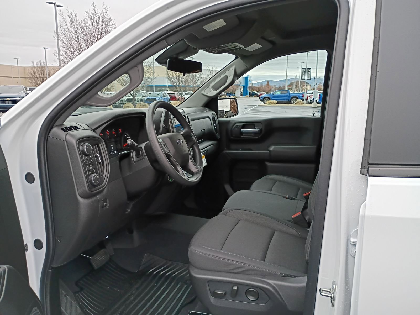 New 2026 Chevrolet Silverado 1500 Custom Trail Boss w/ Dark Appearance Package image 32