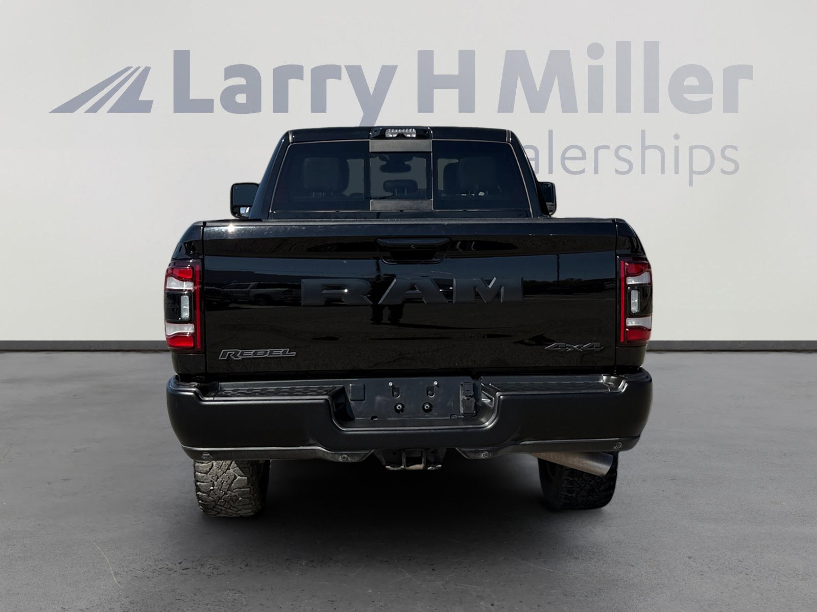 Used 2024 RAM 2500 Rebel w/ Towing Technology Group AWD/4WD image 4