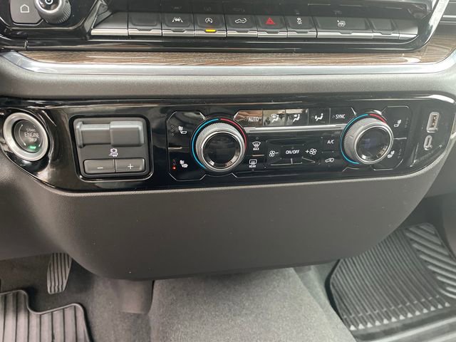 Used 2025 Chevrolet Silverado 1500 LT AWD/4WD image 33
