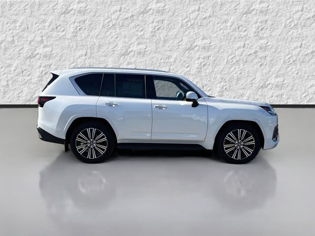 New 2026 Lexus LX 600 4WD w/ Luxury Package image 2