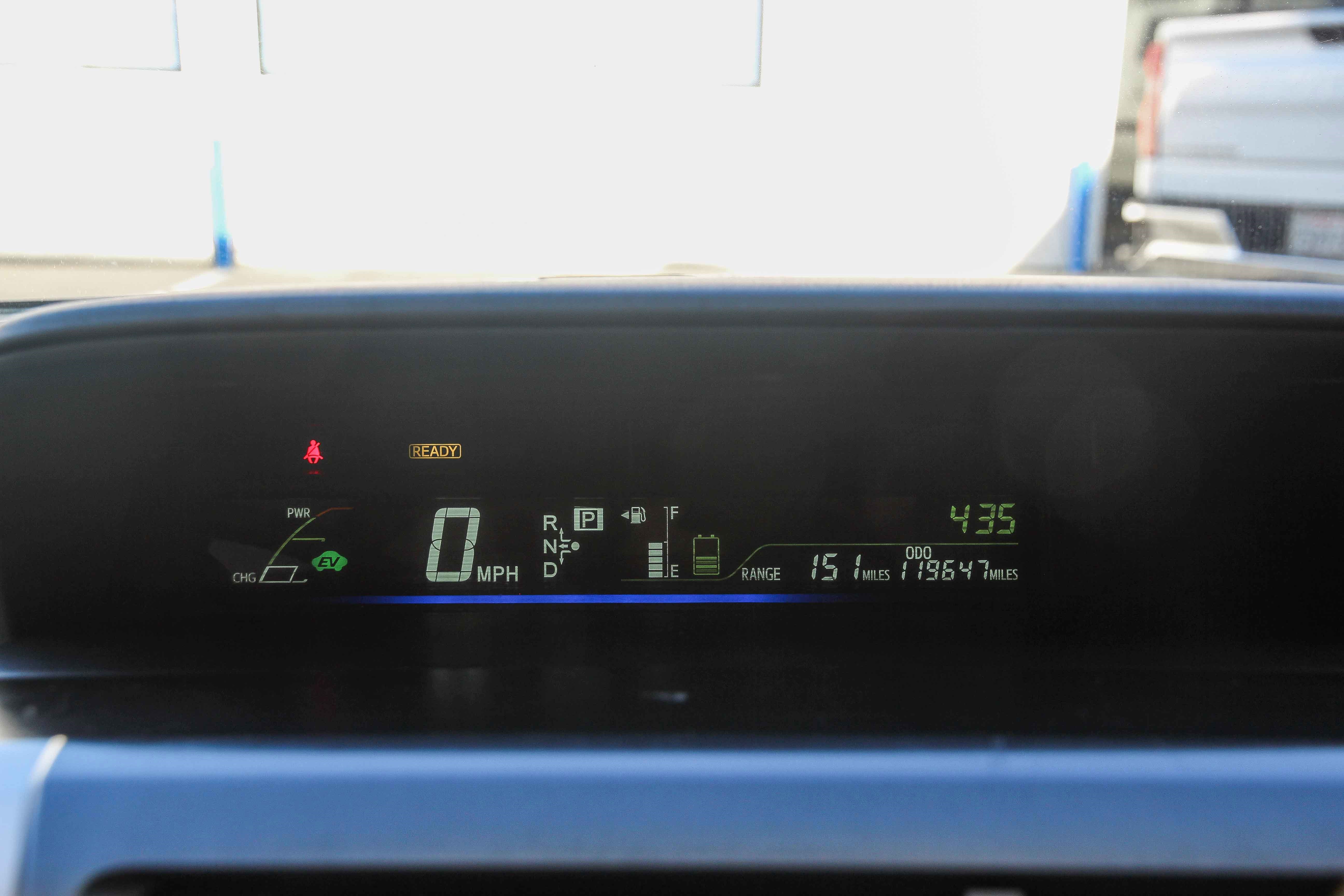 Used 2017 Toyota Prius V Five image 35