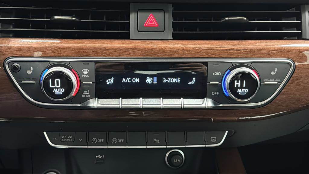 Used 2023 Audi A4 2.0T Premium w/ Convenience Package image 18