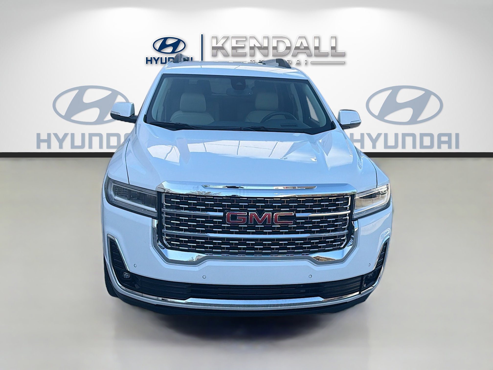 Used 2023 GMC Acadia Denali AWD/4WD image 2