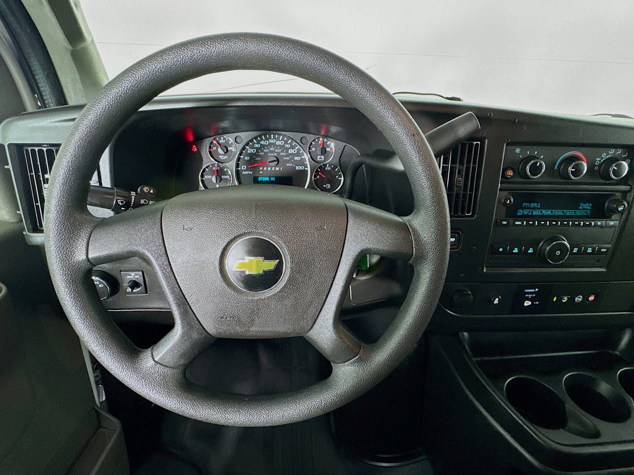 Used 2021 Chevrolet Express 2500 RWD image 11