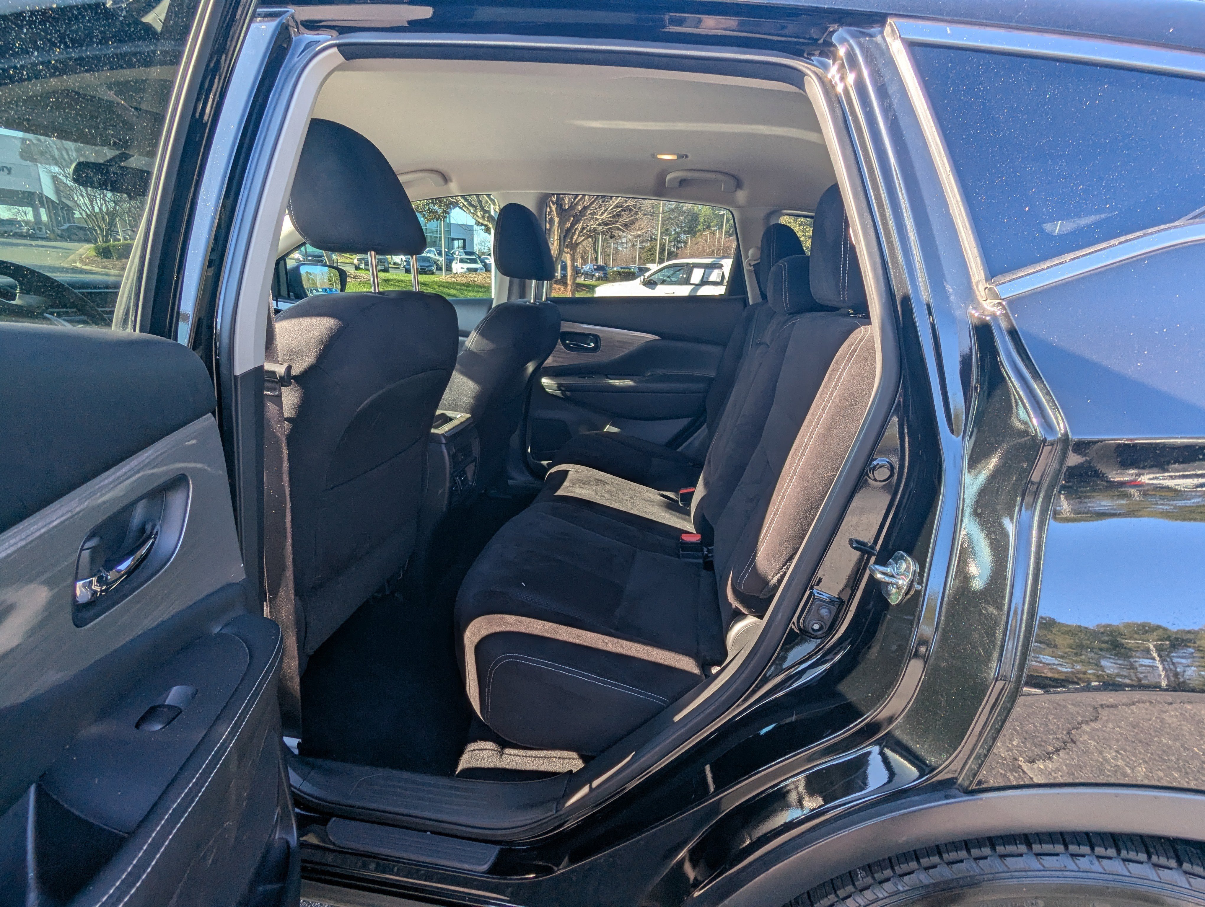 Used 2017 Nissan Murano SV image 11