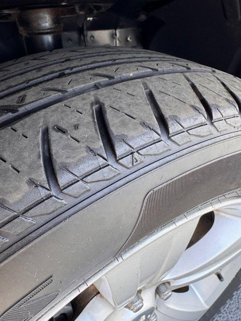 Used 2011 Dodge Caliber Mainstreet FWD image 24