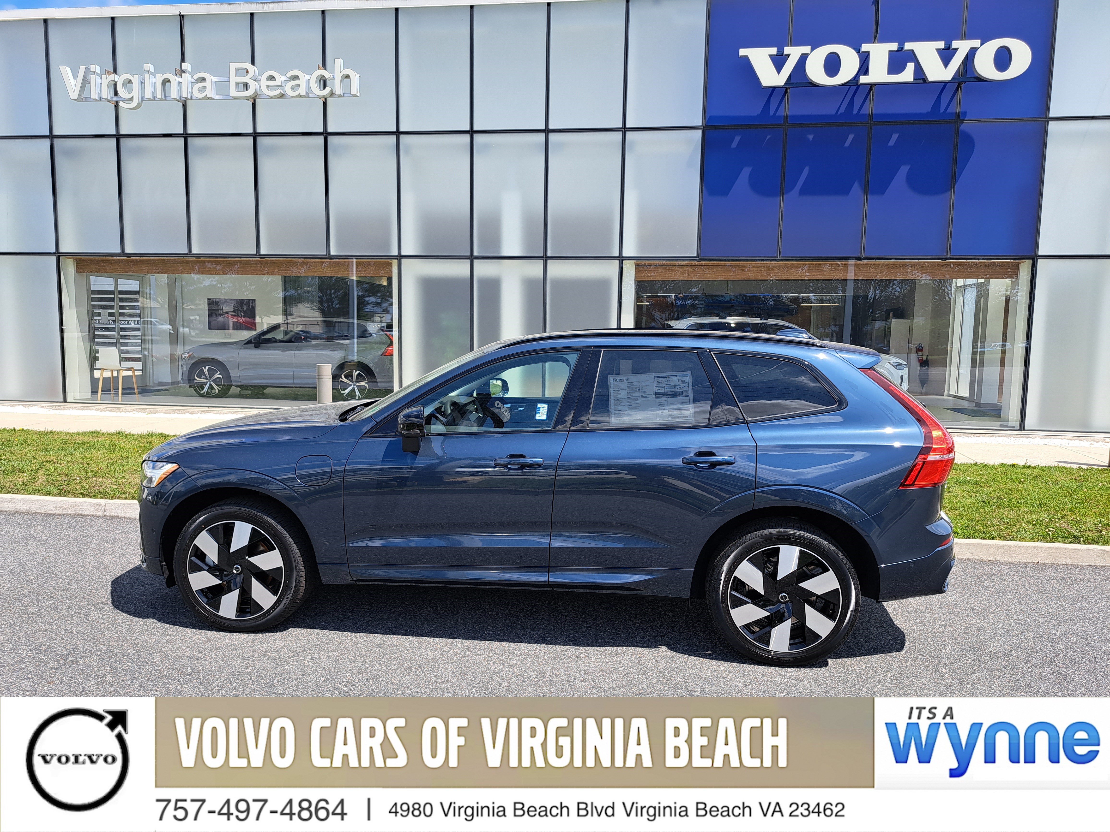 New 2025 Volvo XC60 T8 Plus w/ Protection Package Premier AWD/4WD image 1