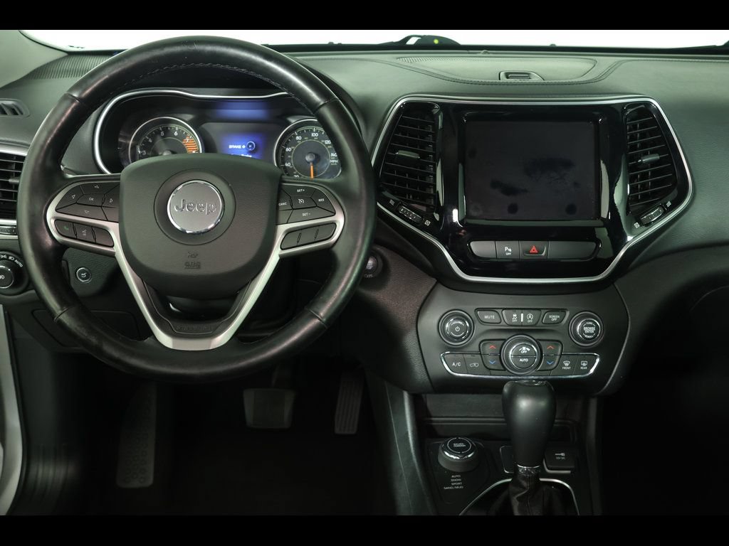 Used 2020 Jeep Cherokee Limited AWD/4WD image 16