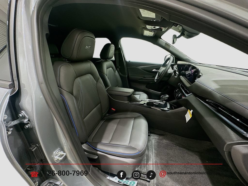 Certified 2025 Buick Envista Sport Touring w/ Convenience I Package FWD image 28