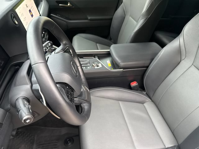 Used 2025 Lexus GX 550 w/ Accessory Package (2T) AWD/4WD image 20