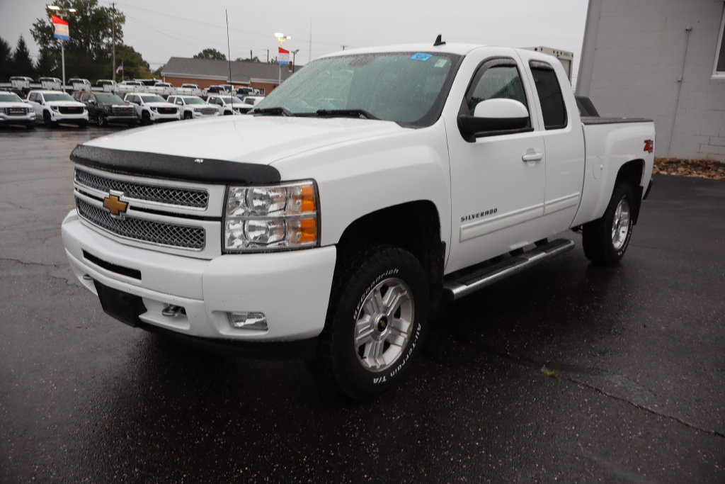 Used 2013 Chevrolet Silverado 1500 LTZ w/ LTZ Plus Package AWD/4WD image 2