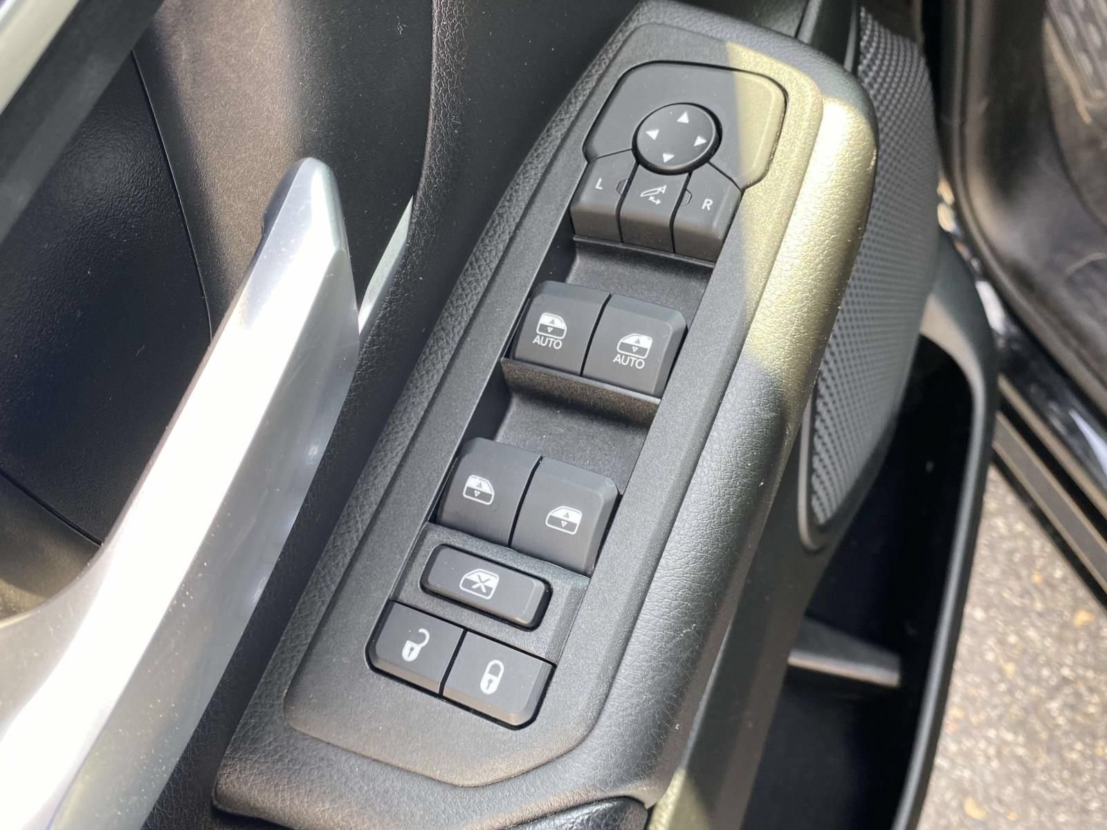 Used 2025 RAM 1500 Big Horn AWD/4WD image 18