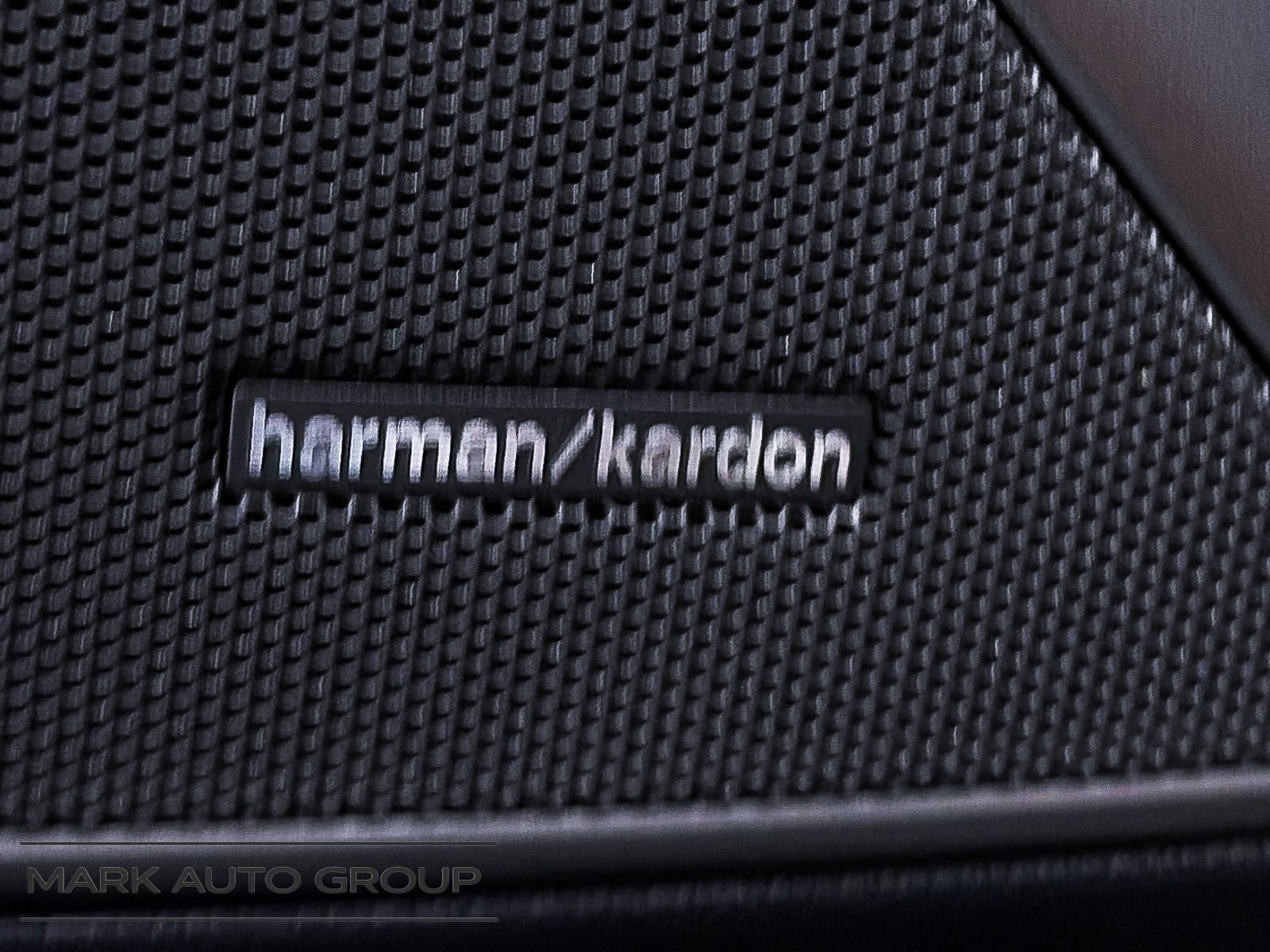 Used 2023 BMW M340i xDrive image 4