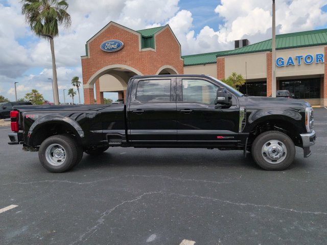 New 2027 Ford F350 Lariat w/ Lariat Ultimate Package AWD/4WD image 4