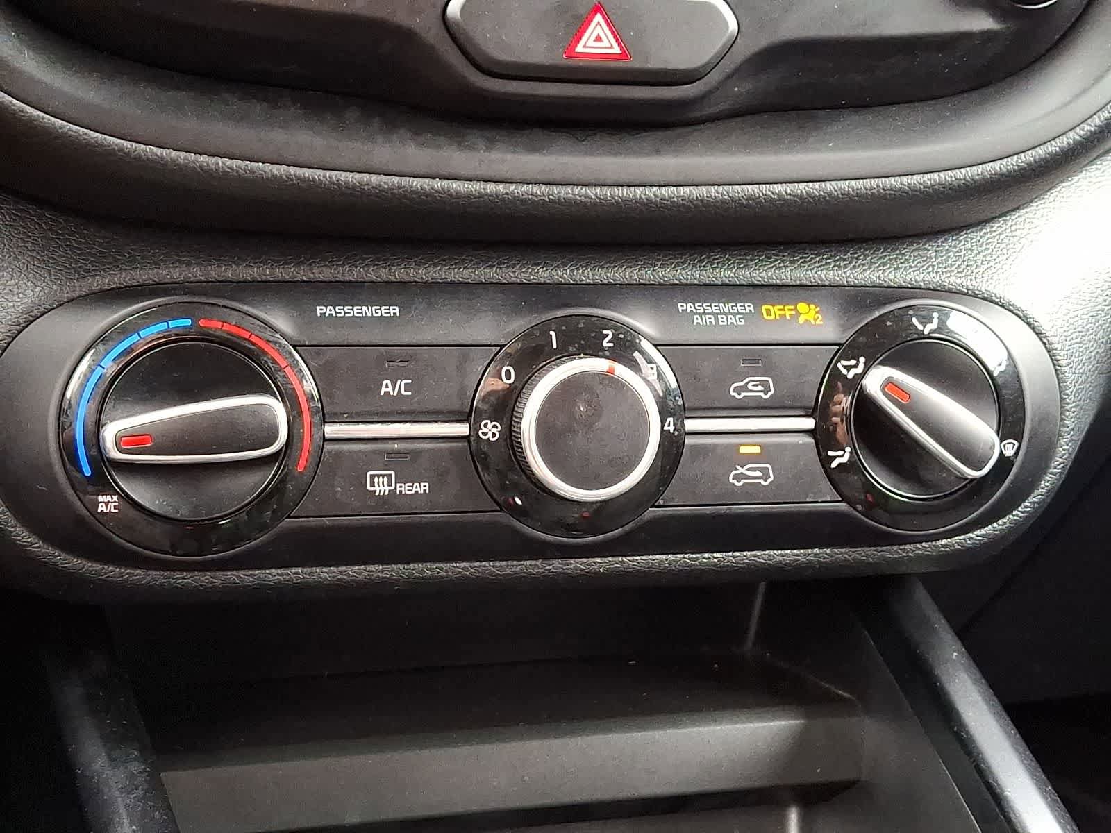 Used 2021 Kia Soul S FWD image 13