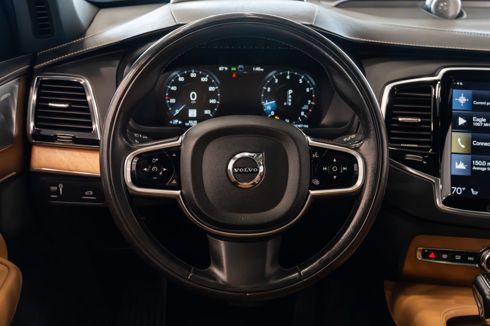 Used 2016 Volvo XC90 T6 AWD/4WD image 12