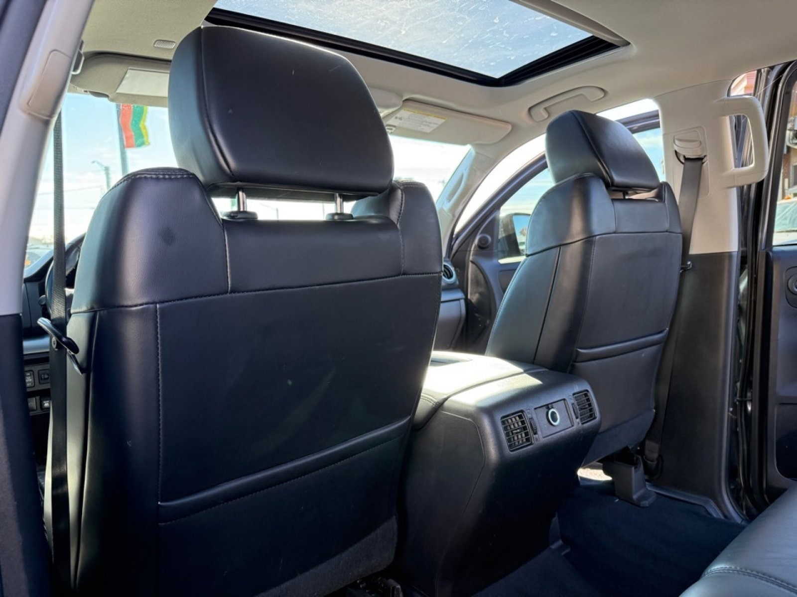 Used 2021 Toyota Tundra Platinum image 18