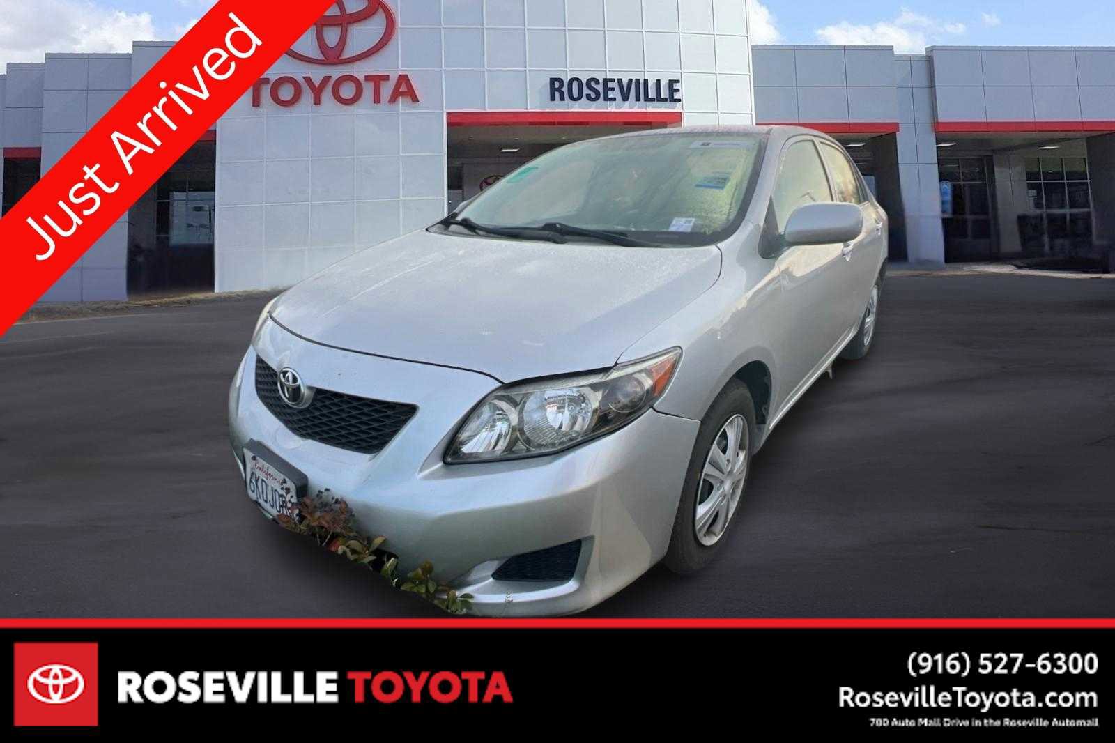 Used 2010 Toyota Corolla LE image 1