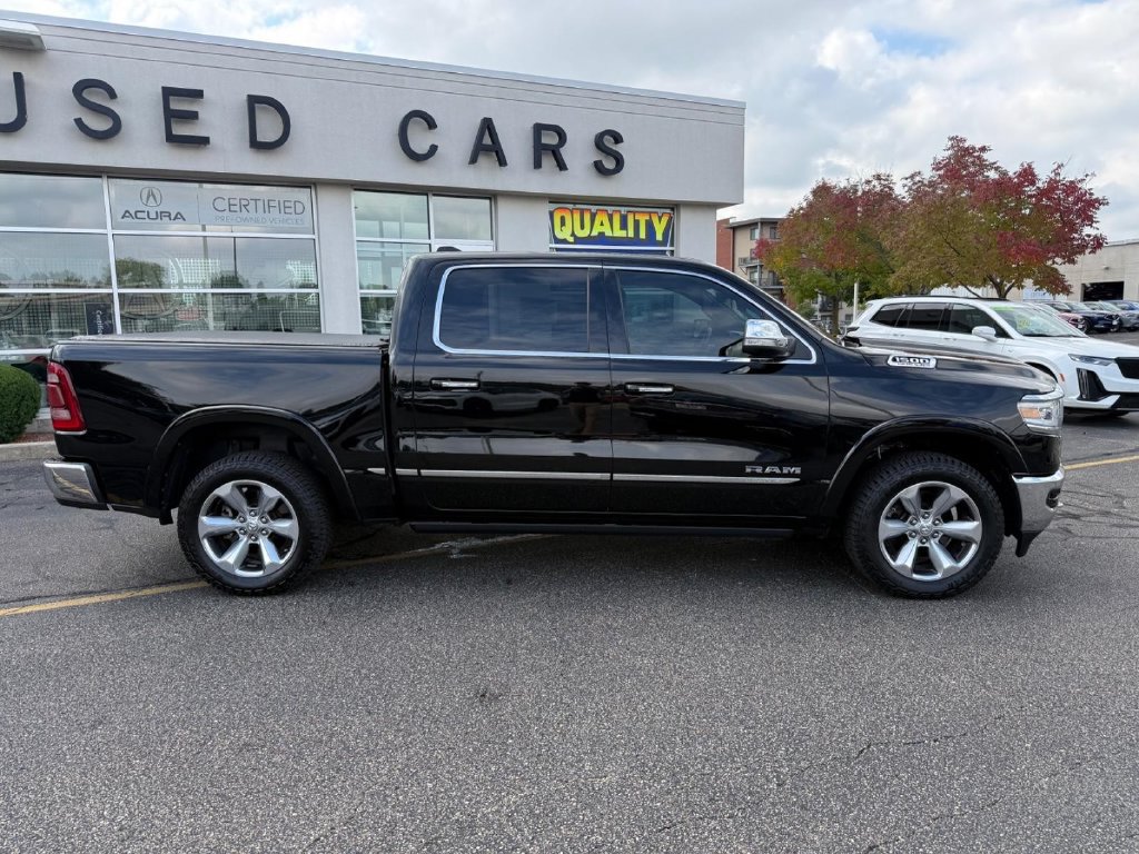 Used 2022 RAM 1500 Limited AWD/4WD image 2