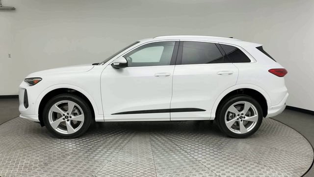 Used 2025 Audi Q5 Premium w/ Premium Plus AWD/4WD image 5