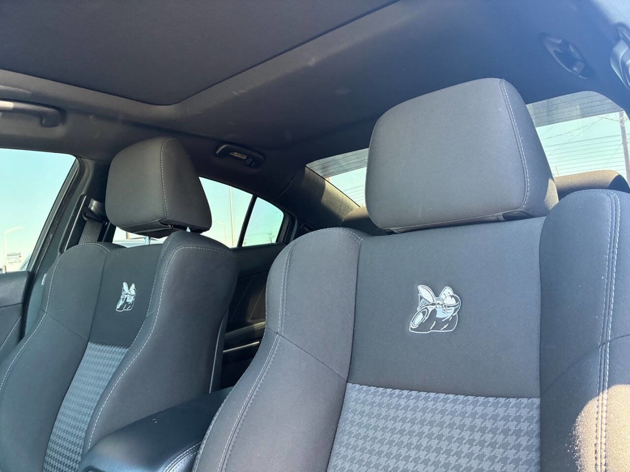 Used 2022 Dodge Charger Scat Pack RWD image 18