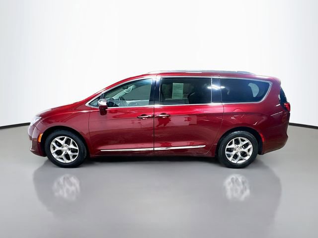 Used 2018 Chrysler Pacifica Limited w/ Advanced Safetytec Group FWD image 10