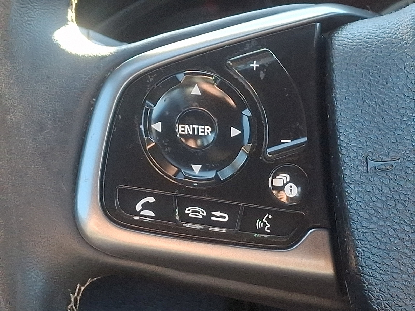 Used 2020 Honda Civic EX image 21