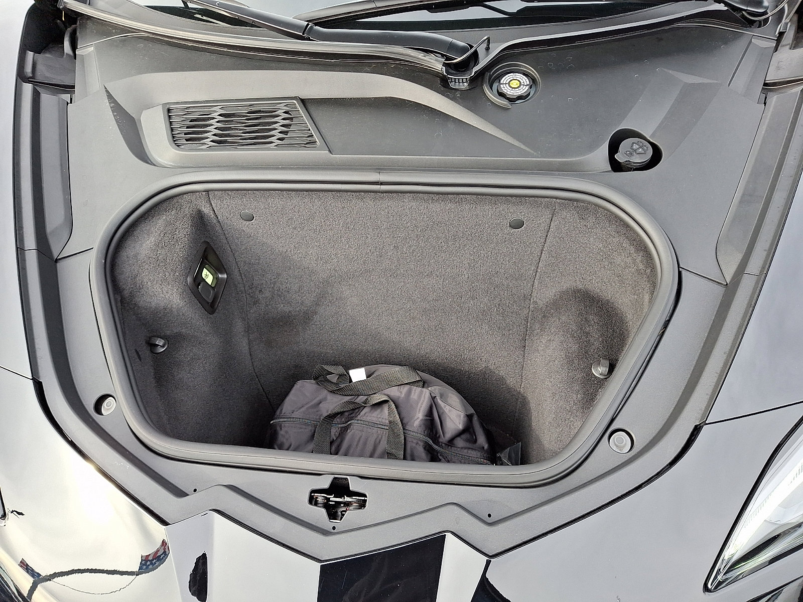 Certified 2023 Chevrolet Corvette Stingray Preferred Conv w/ 2LT image 28