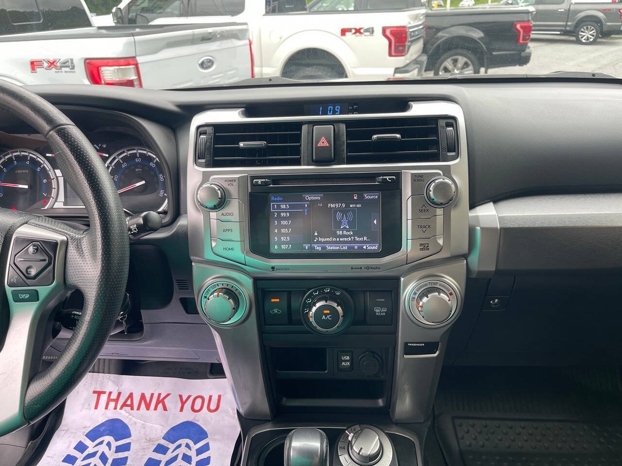Used 2017 Toyota 4Runner SR5 AWD/4WD image 39