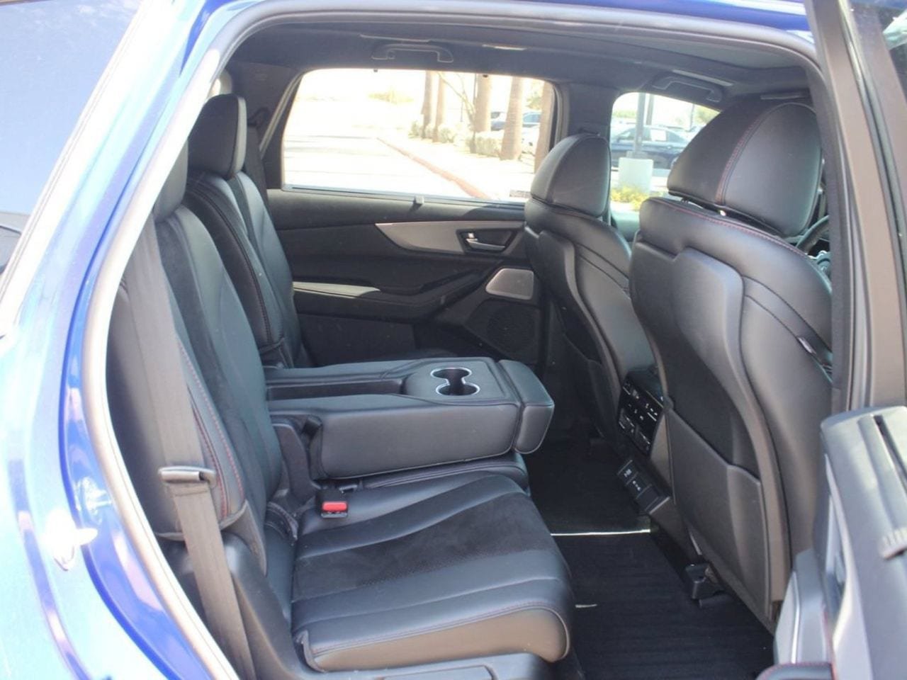 Used 2025 Acura MDX A-Spec AWD/4WD image 15
