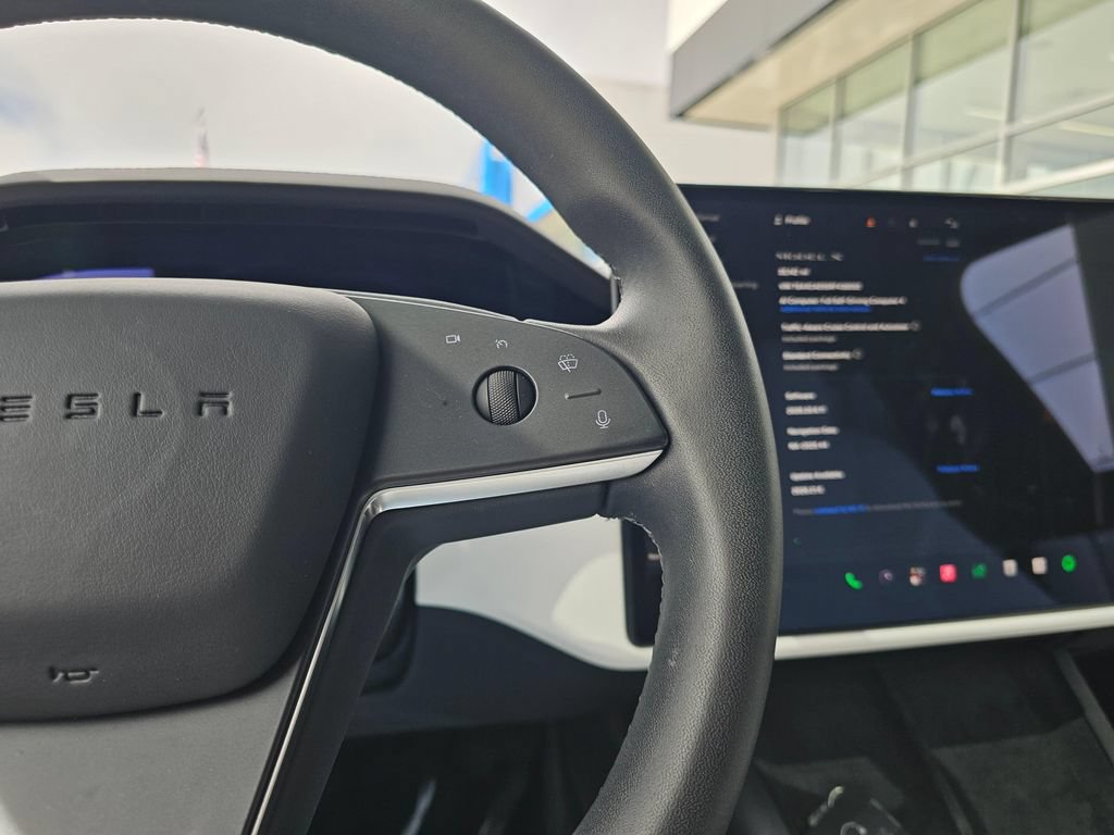 Used 2024 Tesla Model X AWD/4WD image 35
