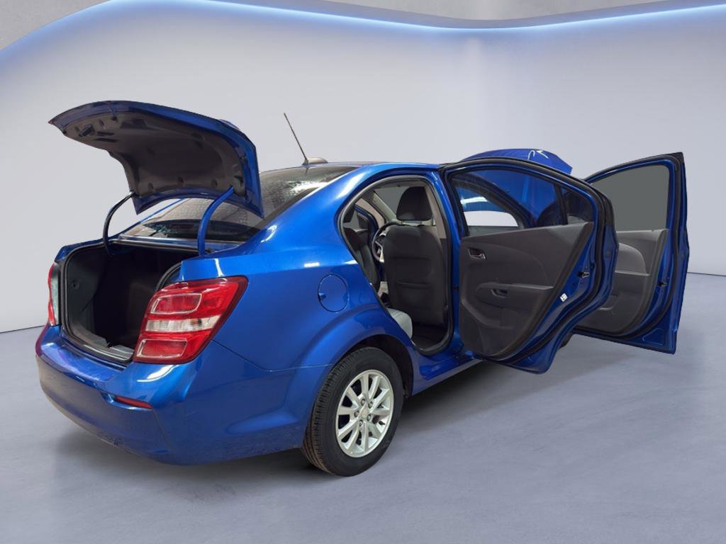 Used 2017 Chevrolet Sonic LT image 13
