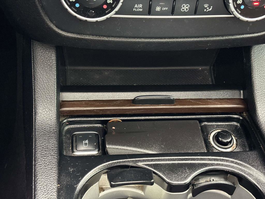 Used 2015 Mercedes-Benz GL 550 4MATIC image 29