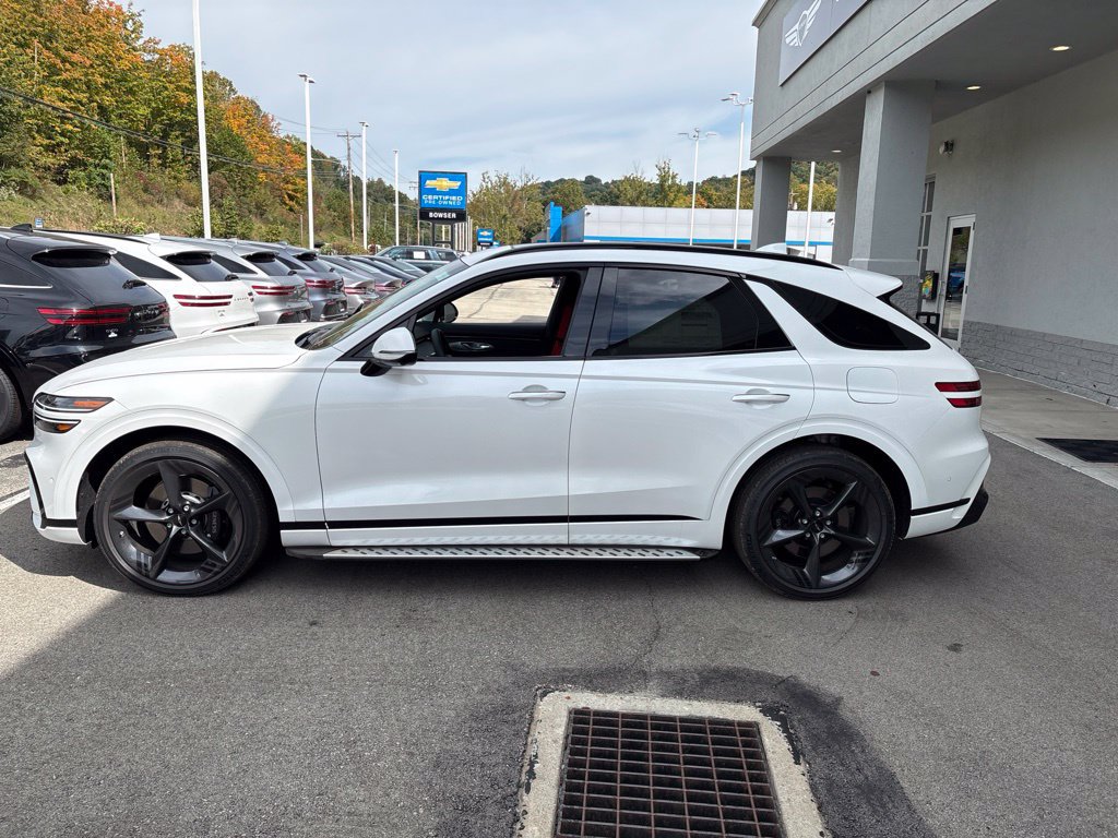 New 2027 Genesis GV70 2.5T Sport Prestige AWD/4WD image 2