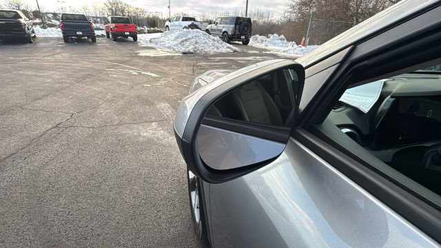 Used 2024 Chevrolet Trax LT image 39