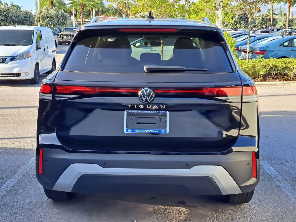 New 2026 Volkswagen Tiguan S w/ 18" Wheel Package image 4