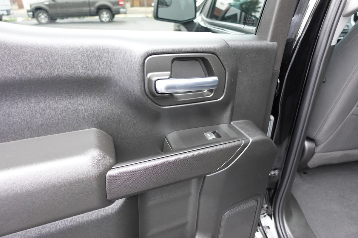 Used 2024 Chevrolet Silverado 1500 Custom AWD/4WD image 21