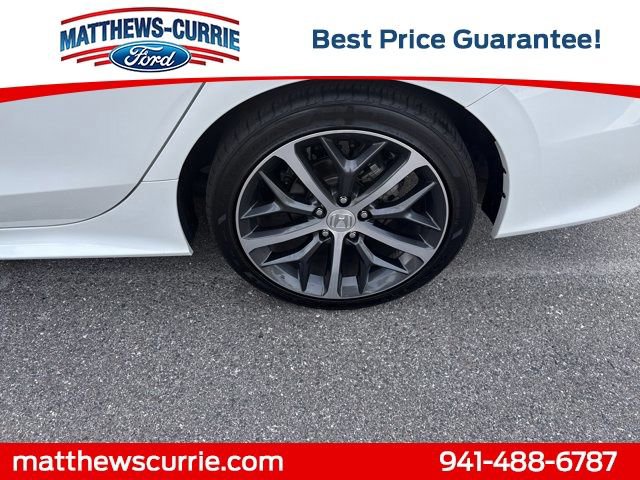 Used 2024 Honda Civic Touring image 14
