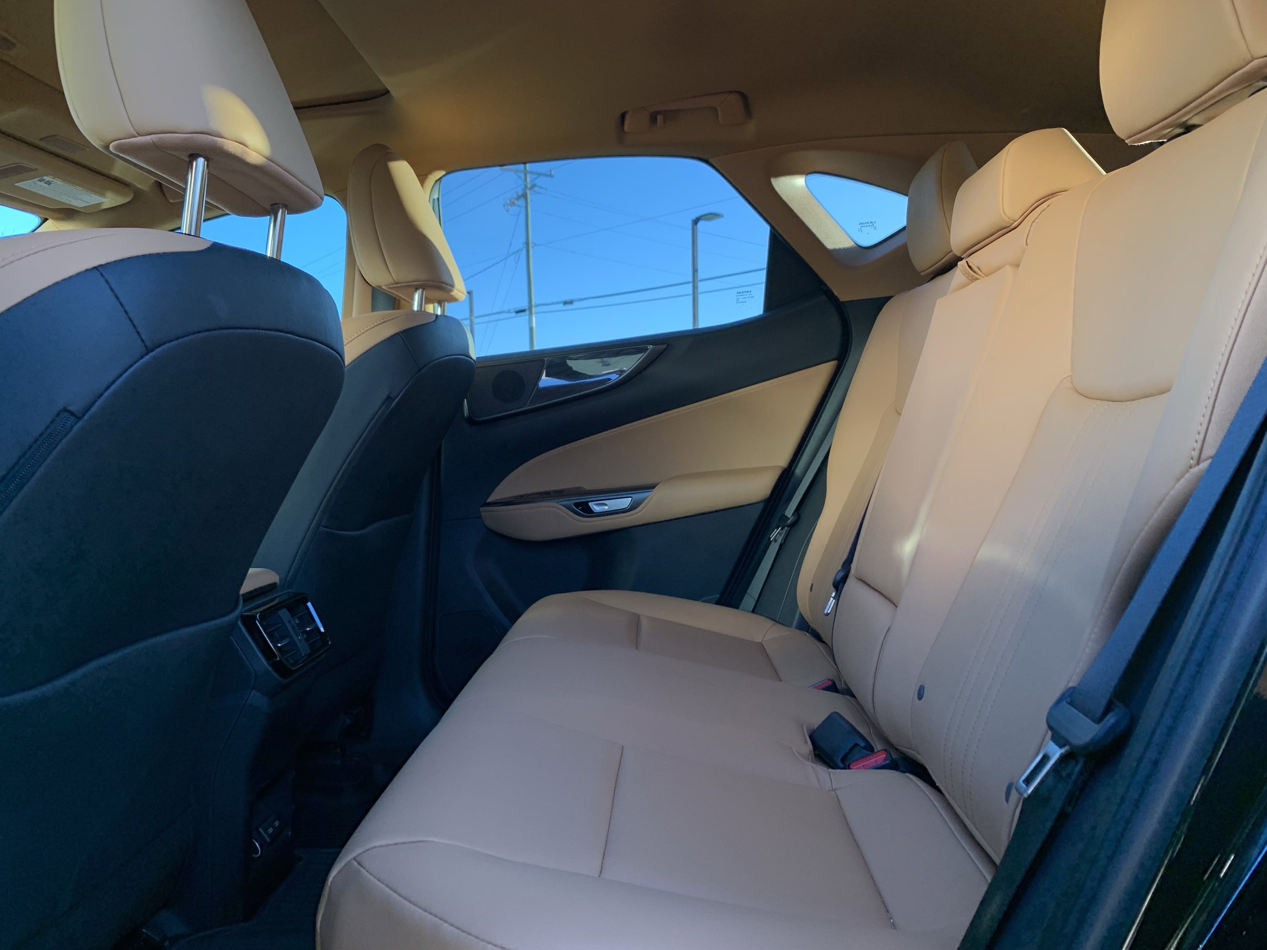 Used 2025 Lexus NX 350 350 Premium image 32